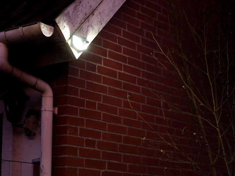 NEXSMART™ OUTDOOR SOLAR LED LAMP